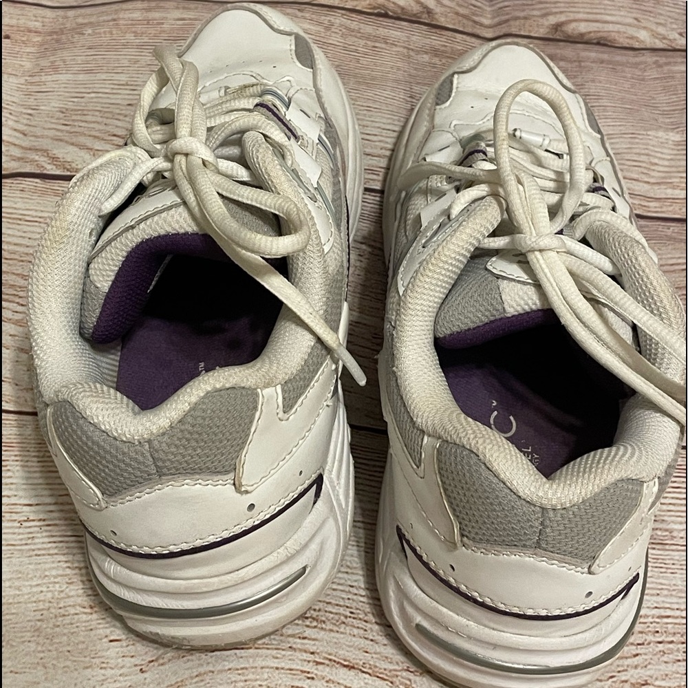 Vionic Shoes - image 2